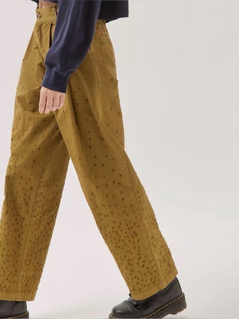 NWT Logan Distressed Pleated Pants
